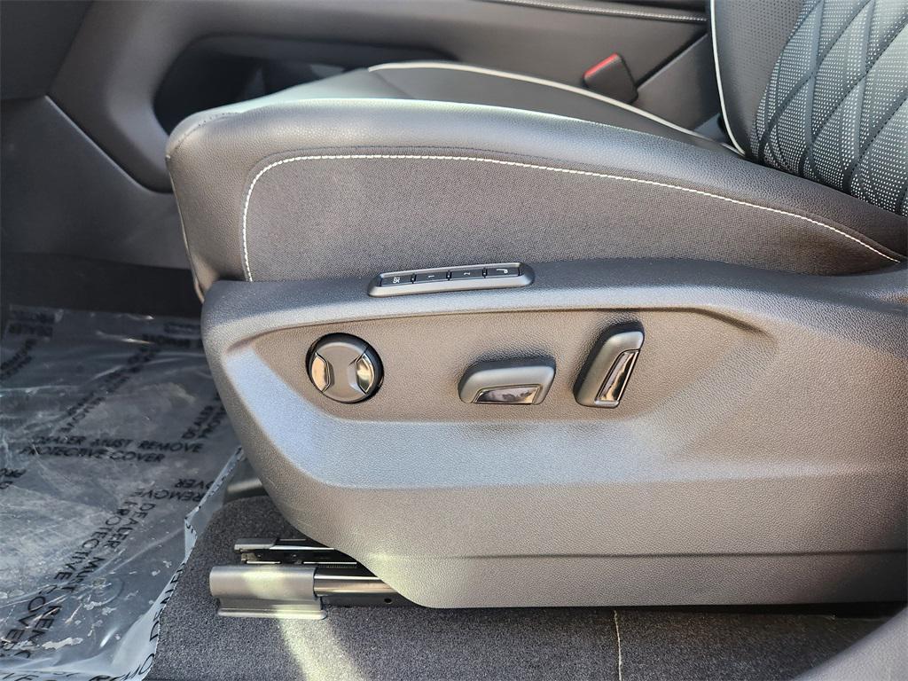 new 2026 Volkswagen Atlas car, priced at $56,502