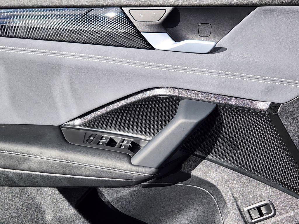 new 2026 Volkswagen Tiguan car, priced at $39,585