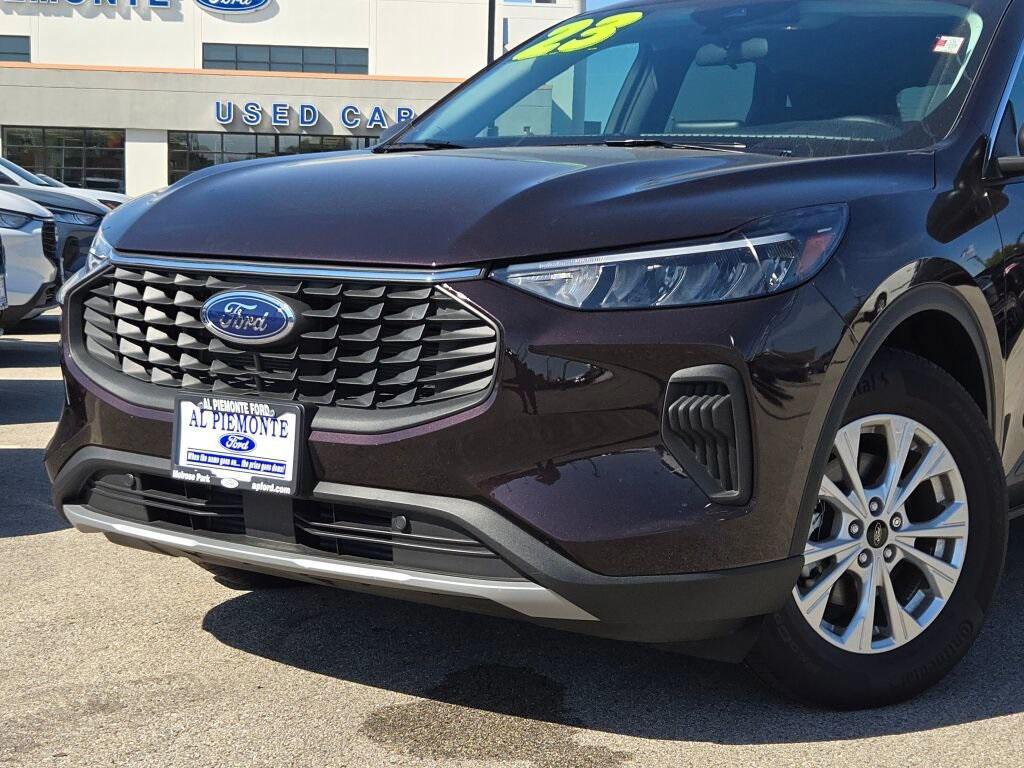 used 2023 Ford Escape car, priced at $24,813