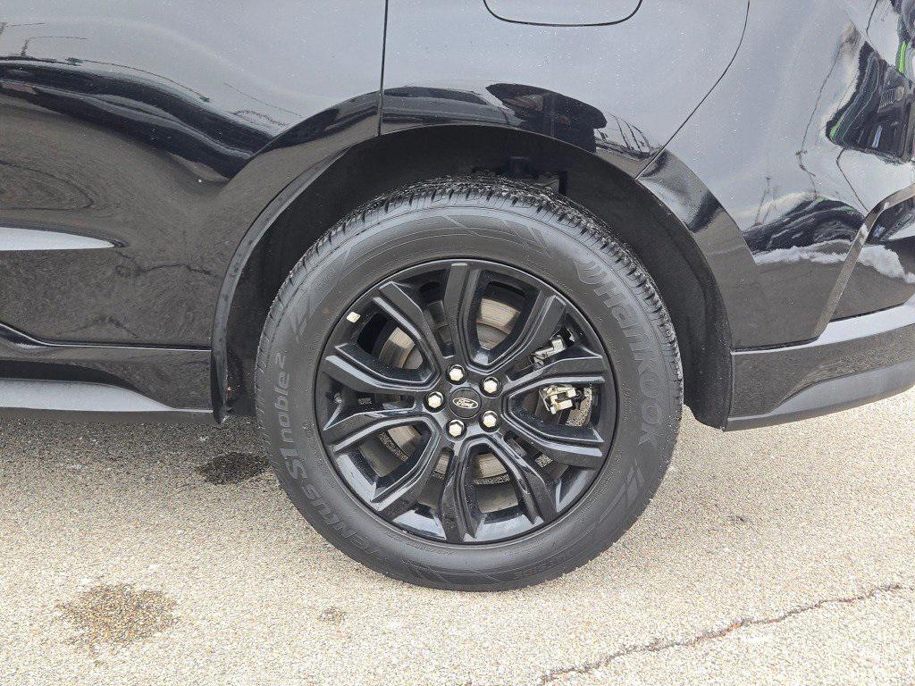 used 2022 Ford Edge car, priced at $20,816