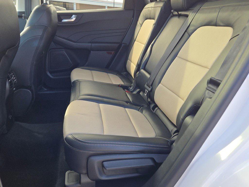 used 2022 Ford Escape car, priced at $21,999