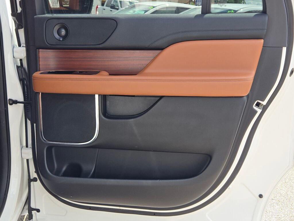 used 2021 Lincoln Navigator car, priced at $46,295