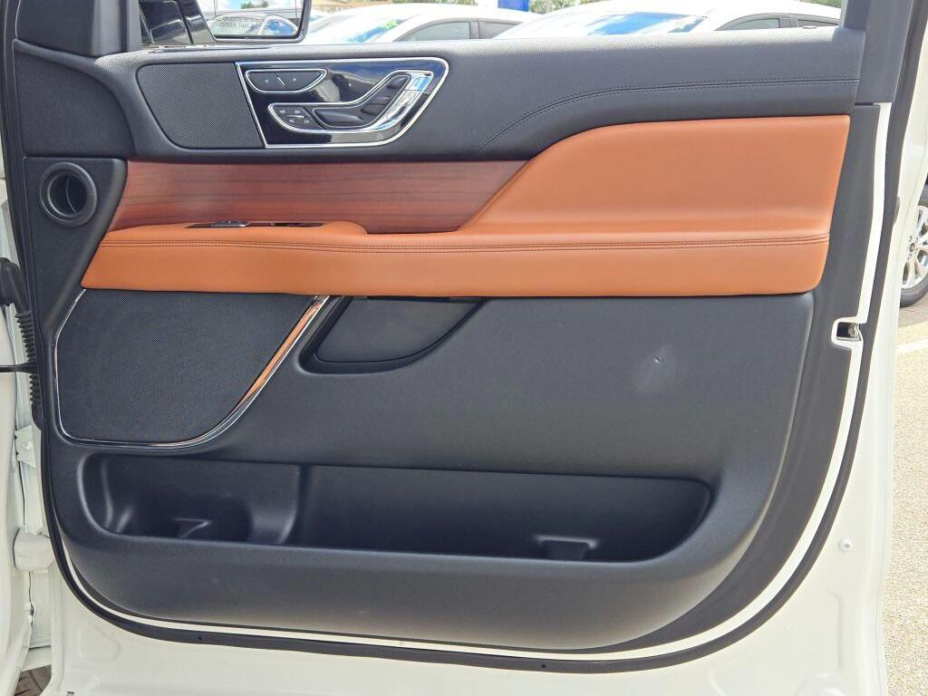 used 2021 Lincoln Navigator car, priced at $46,295