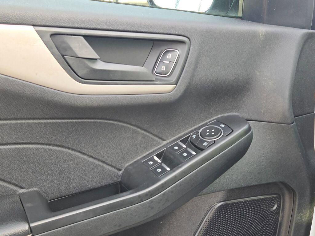 used 2022 Ford Escape car, priced at $18,995