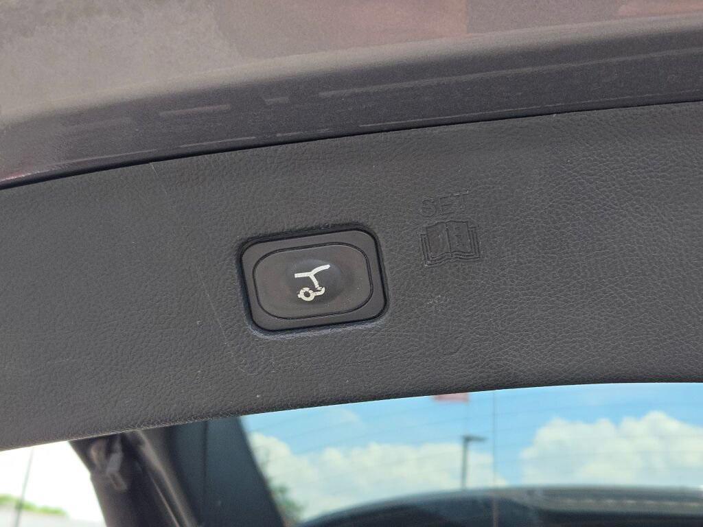 used 2022 Ford Edge car, priced at $24,735