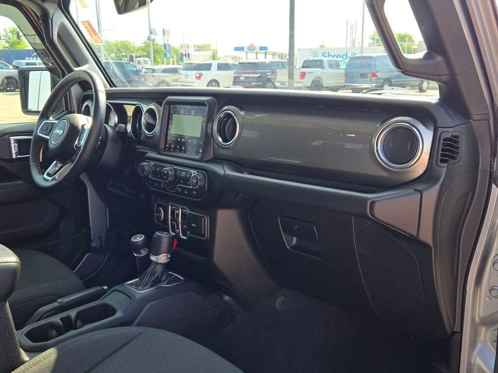 used 2020 Jeep Gladiator car, priced at $30,595