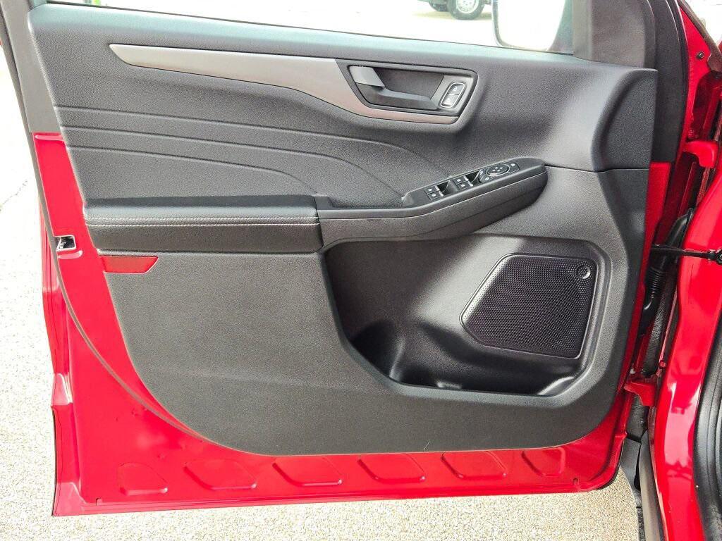 used 2023 Ford Escape car, priced at $21,437