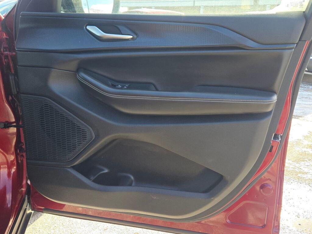 used 2023 Jeep Grand Cherokee L car, priced at $27,291