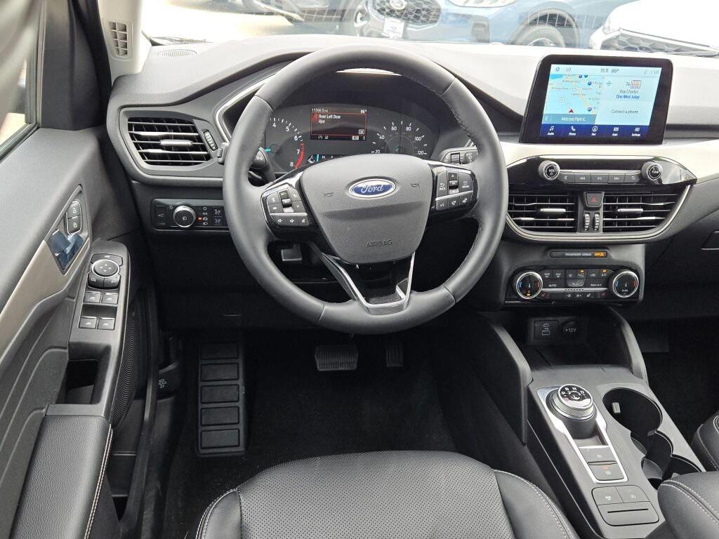 used 2022 Ford Escape car, priced at $24,295
