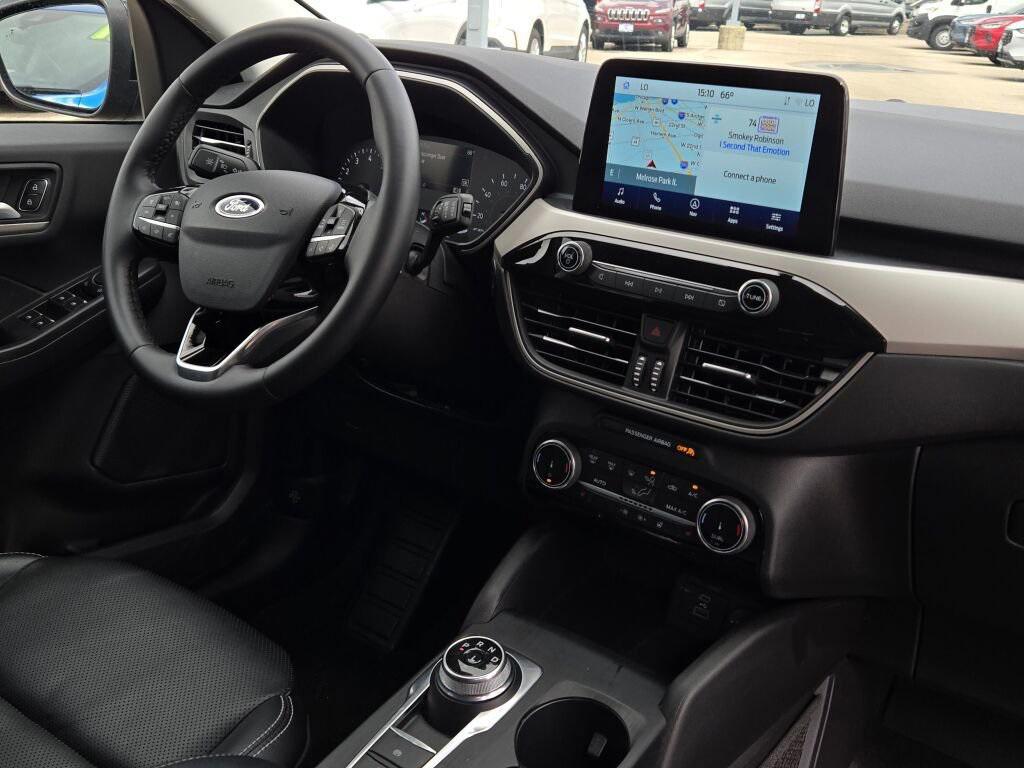 used 2022 Ford Escape car, priced at $24,295