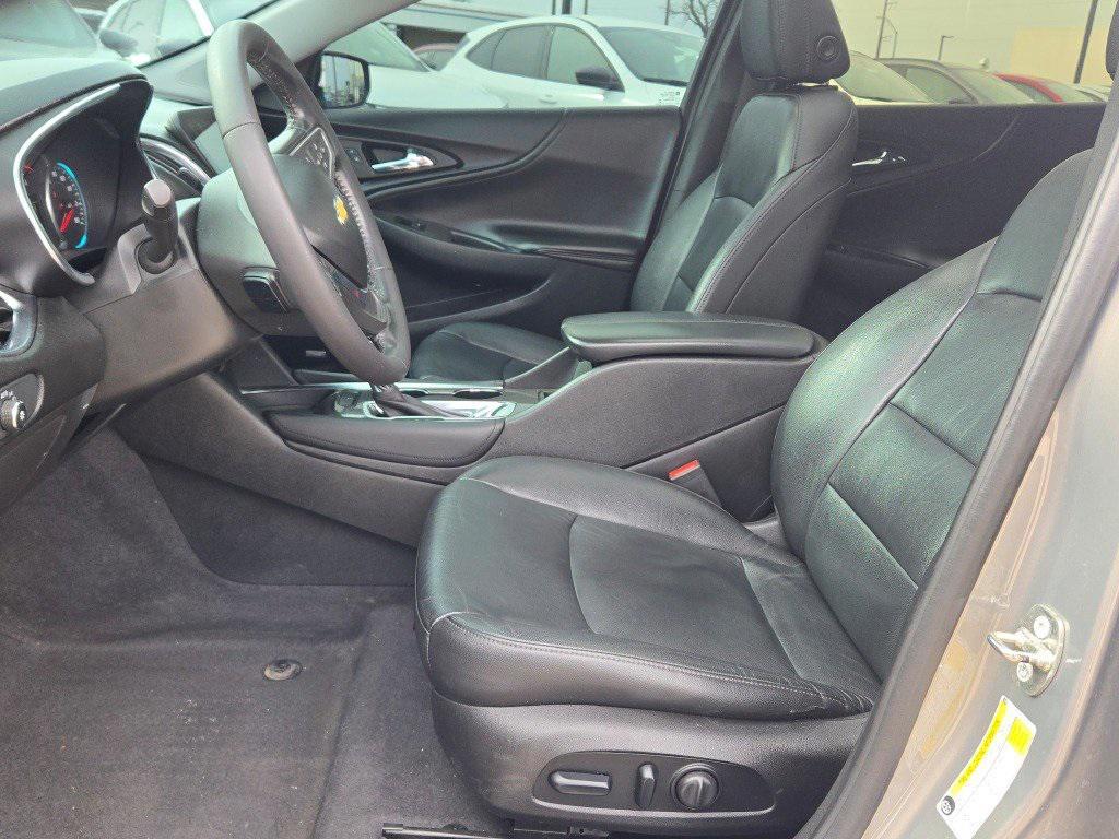 used 2018 Chevrolet Malibu car, priced at $13,995