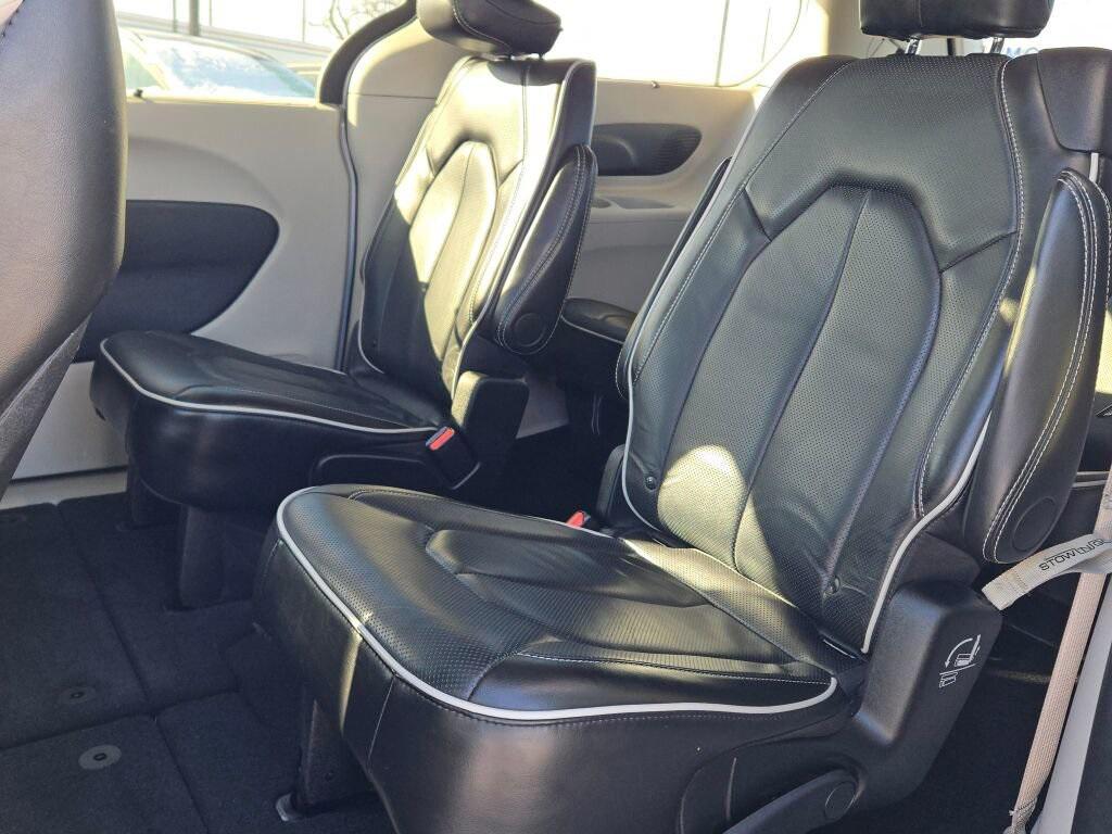 used 2024 Chrysler Pacifica car, priced at $32,995