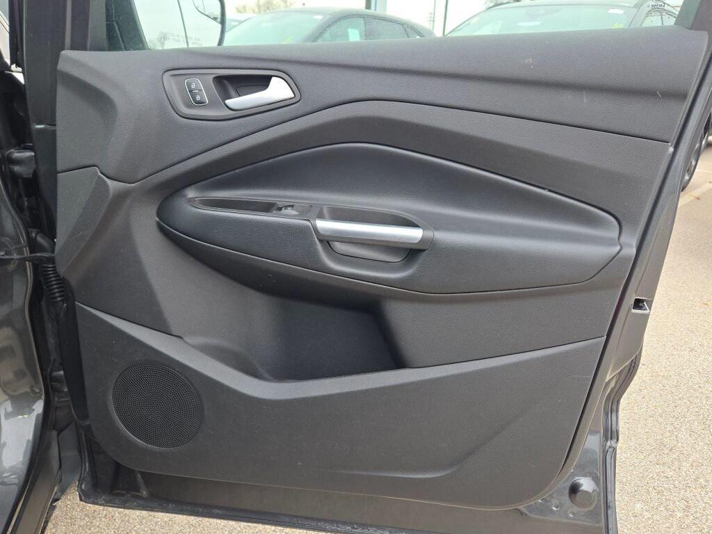 used 2019 Ford Escape car, priced at $9,995