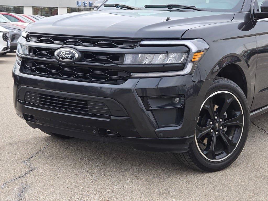used 2022 Ford Expedition car, priced at $44,595