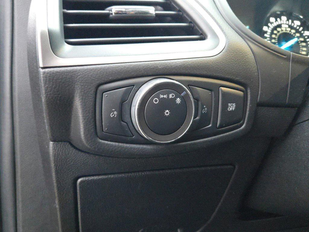 used 2022 Ford Edge car, priced at $21,968