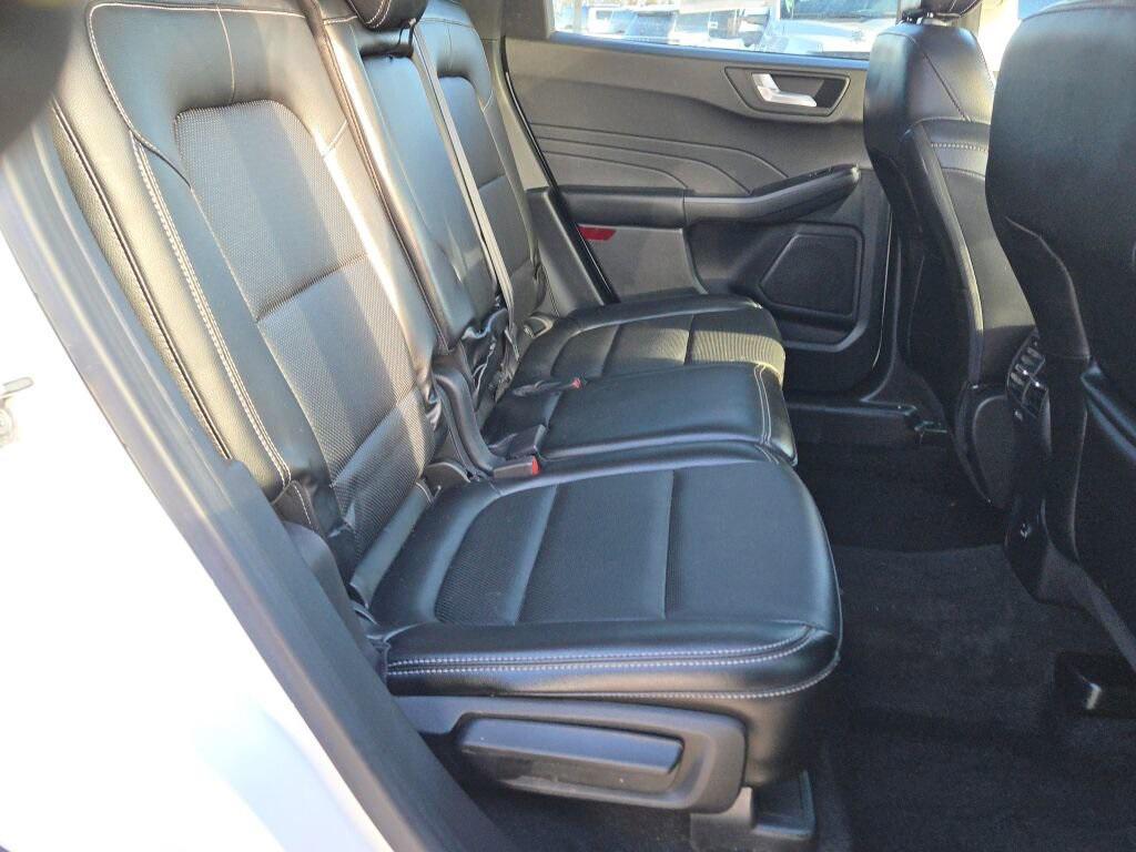 used 2022 Ford Escape car, priced at $22,560