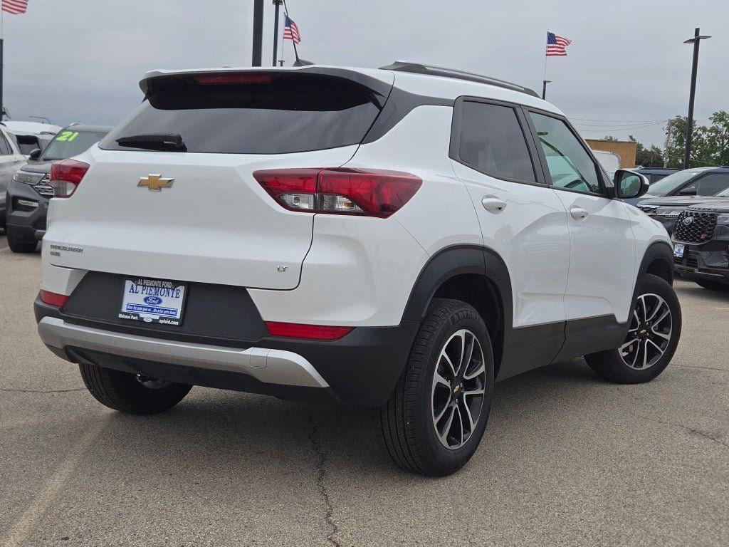 used 2025 Chevrolet TrailBlazer car, priced at $24,007