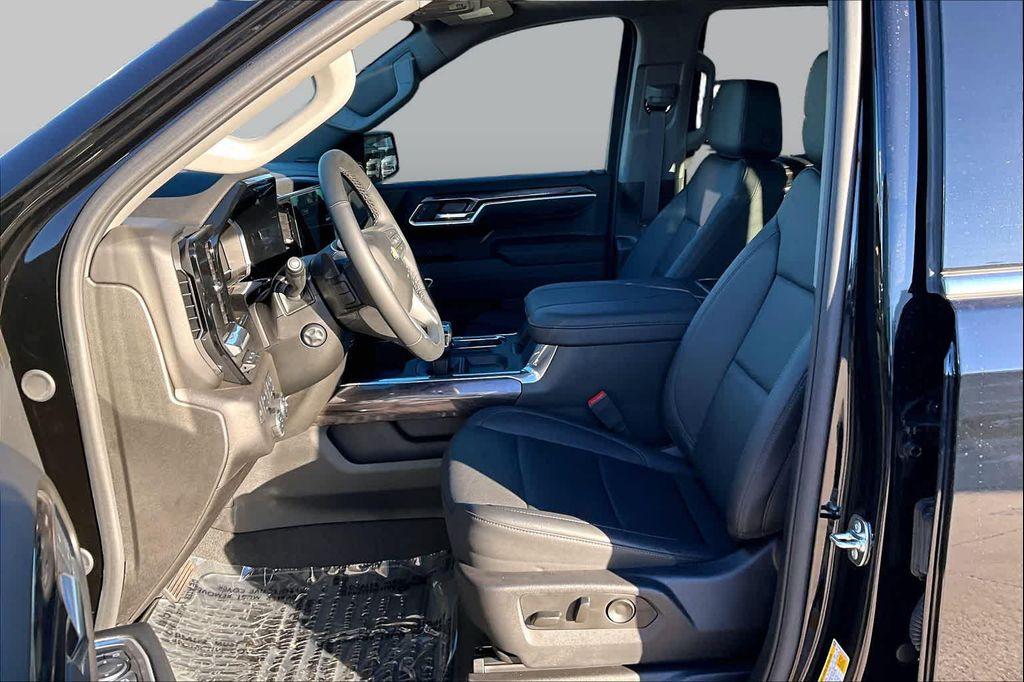 new 2025 Chevrolet Silverado 1500 car, priced at $62,567