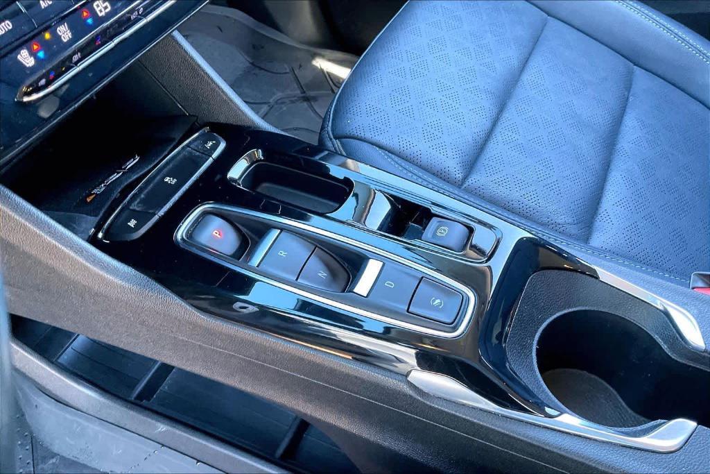 used 2023 Chevrolet Bolt EUV car, priced at $16,386