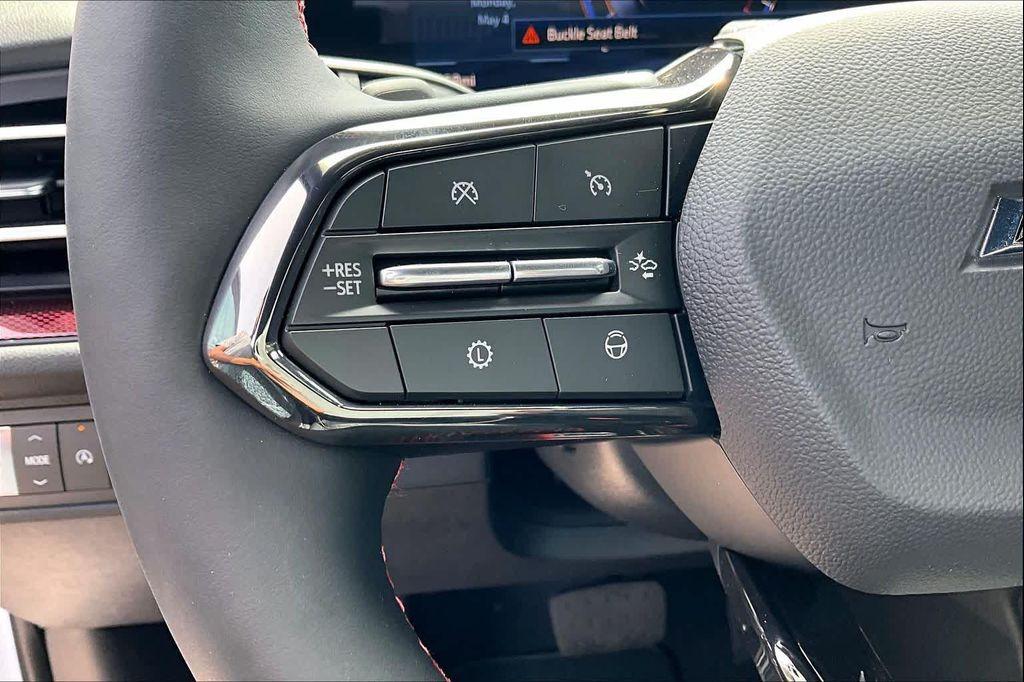 new 2026 Chevrolet Traverse car, priced at $55,540