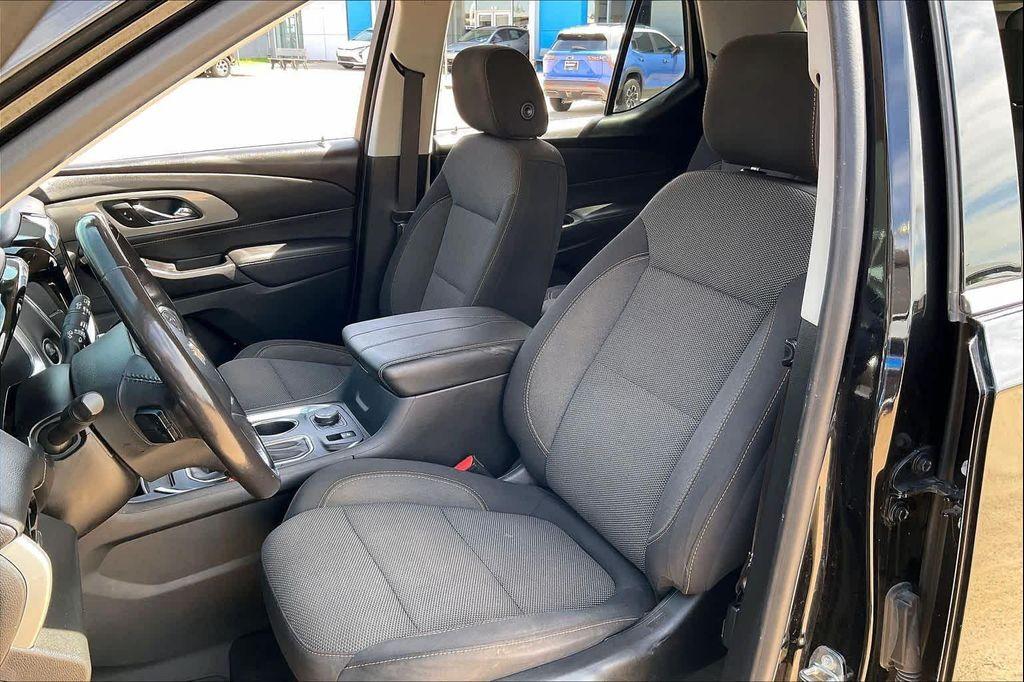used 2020 Chevrolet Traverse car, priced at $19,470