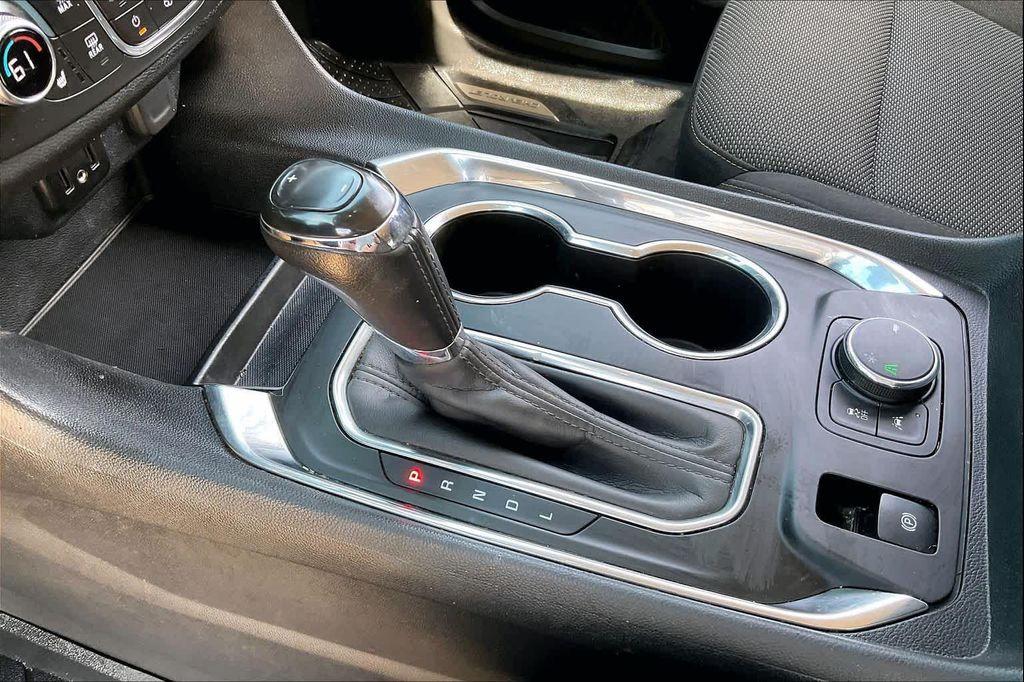 used 2020 Chevrolet Traverse car, priced at $19,470