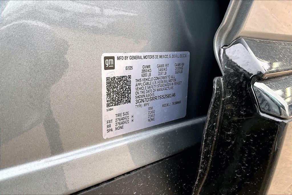 new 2025 Chevrolet Equinox EV car