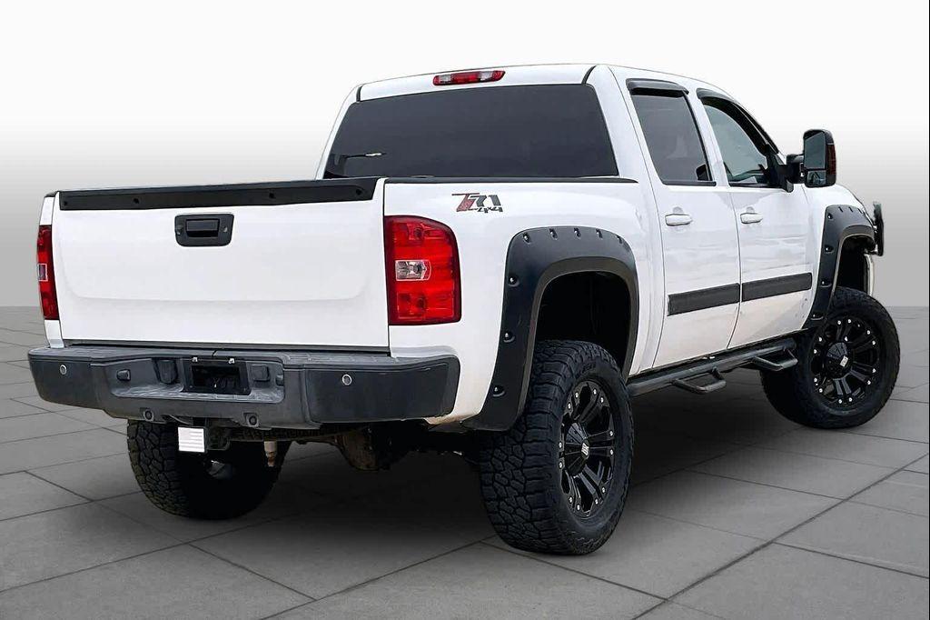 used 2011 Chevrolet Silverado 1500 car, priced at $15,900
