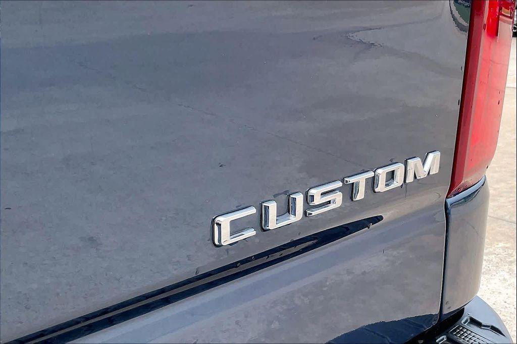 used 2022 Chevrolet Silverado 1500 Limited car, priced at $30,699