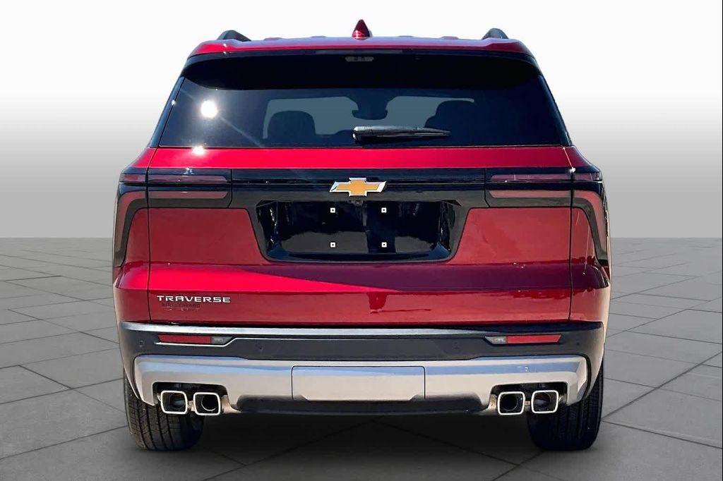 new 2026 Chevrolet Traverse car, priced at $47,300
