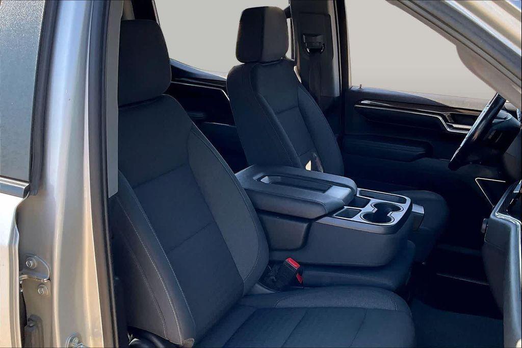 used 2022 Chevrolet Silverado 1500 car, priced at $32,472