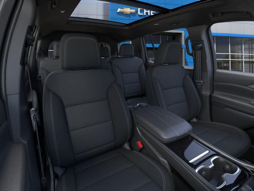 new 2026 Chevrolet Traverse car, priced at $43,145