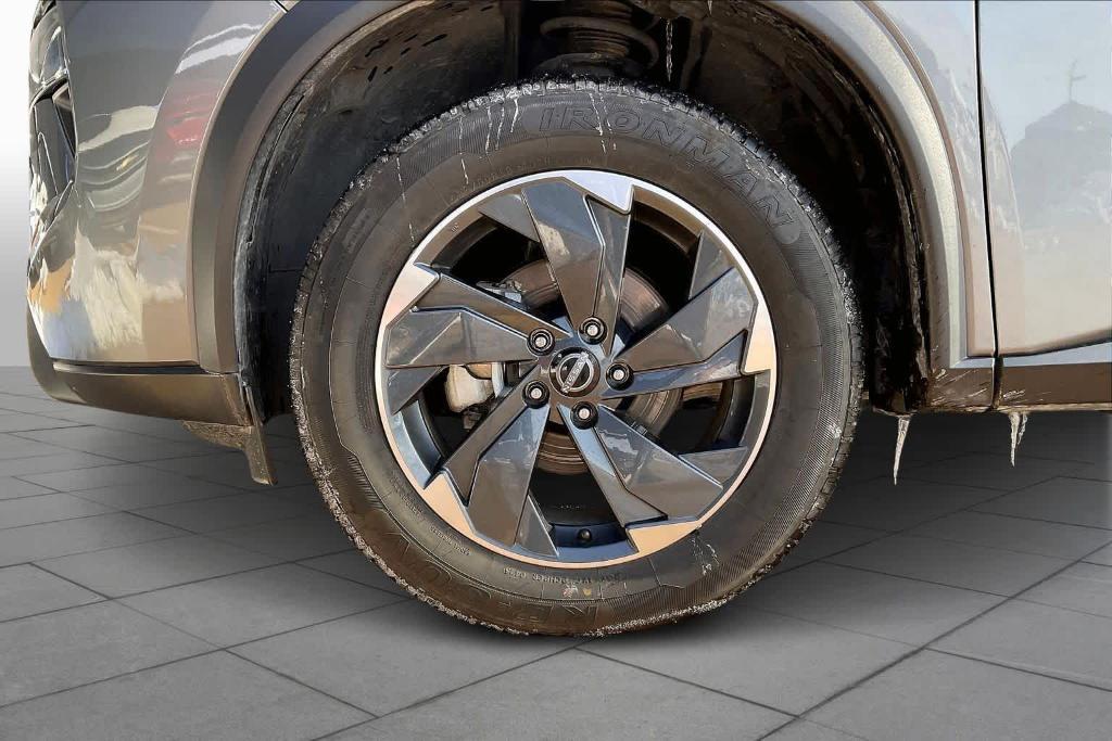 used 2024 Nissan Rogue car, priced at $20,999