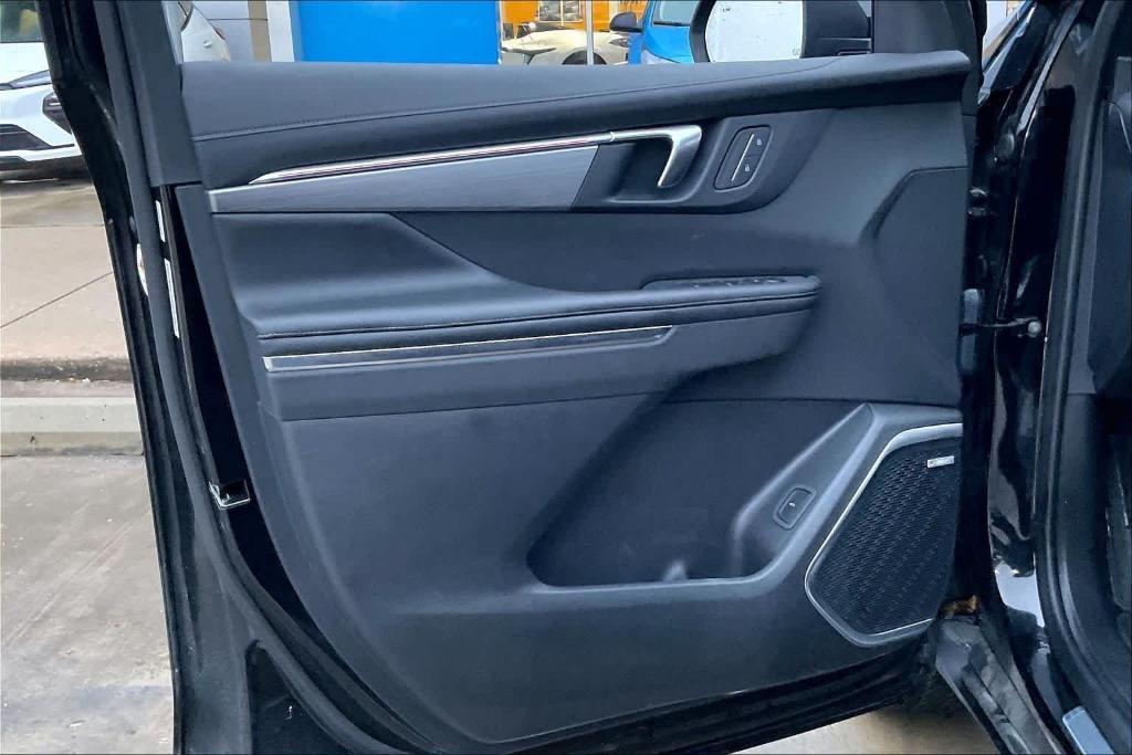 used 2025 Buick Enclave car, priced at $36,743