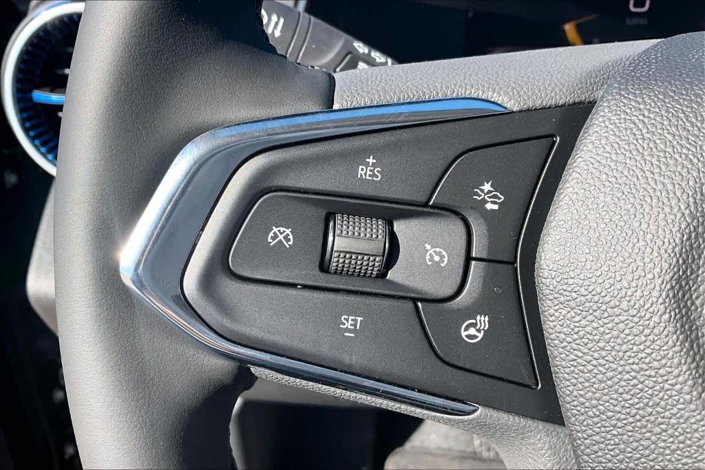 new 2026 Chevrolet Trax car, priced at $25,885