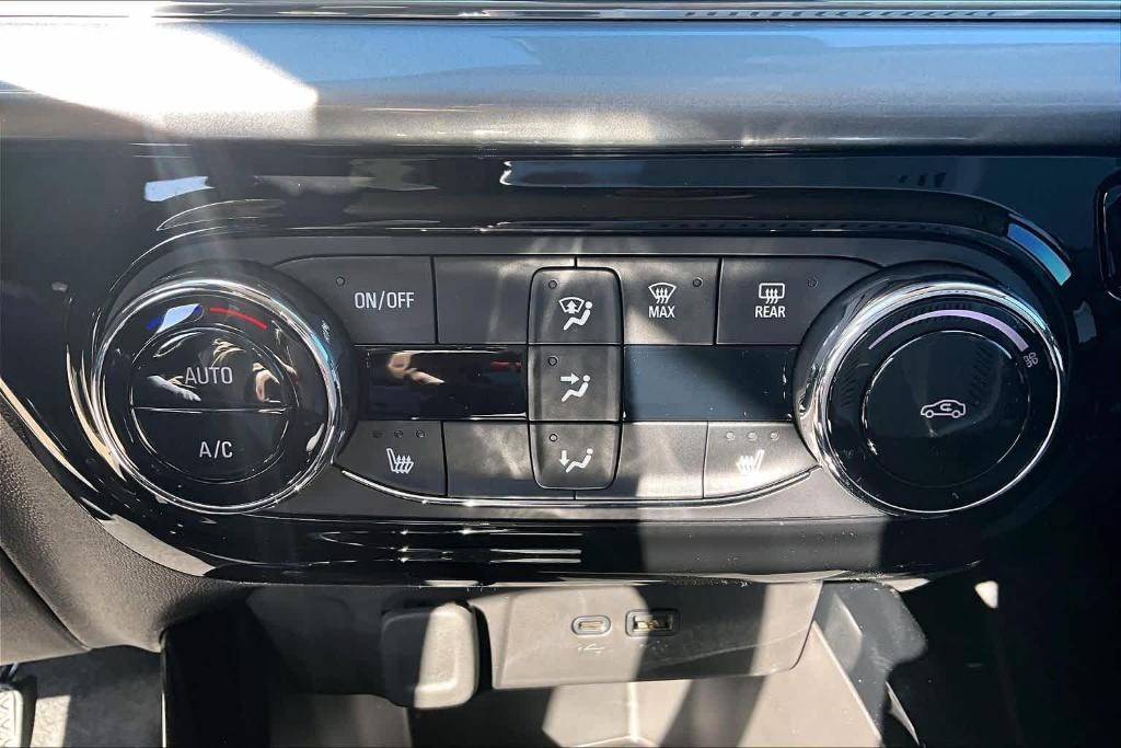 new 2026 Chevrolet Trax car, priced at $25,885