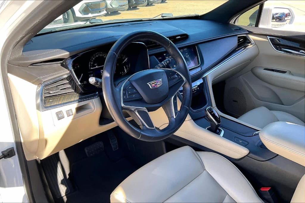 used 2017 Cadillac XT5 car, priced at $11,777