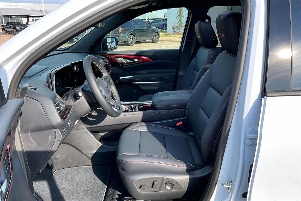 new 2026 Chevrolet Traverse car, priced at $51,365