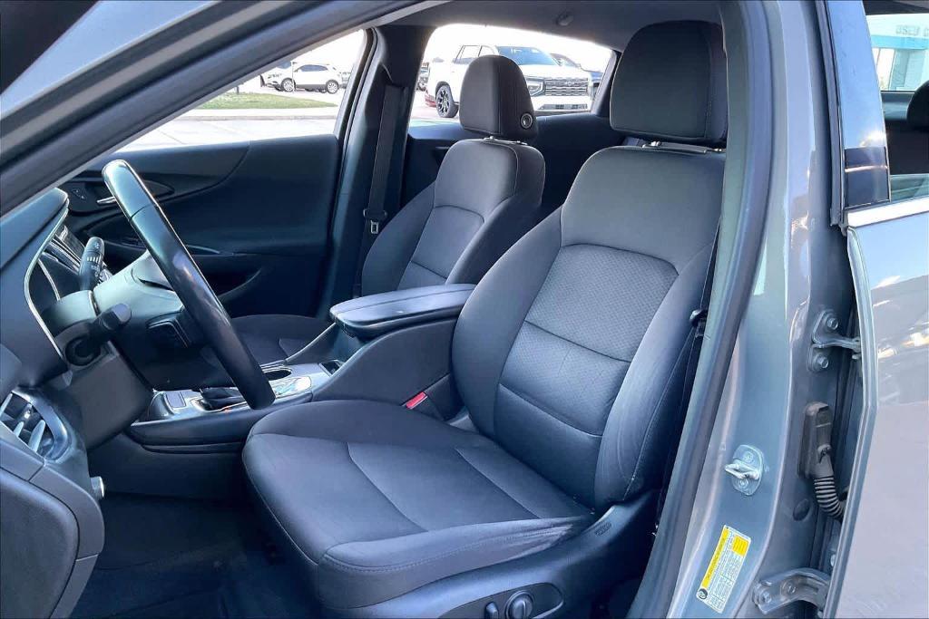 used 2018 Chevrolet Malibu car, priced at $11,736