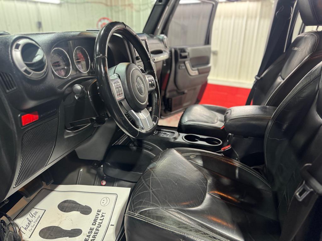 used 2015 Jeep Wrangler Unlimited car, priced at $17,990