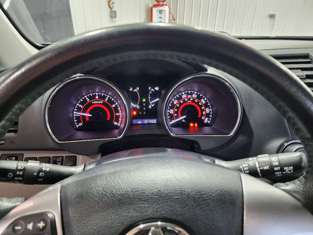 used 2013 Toyota Highlander car, priced at $11,990