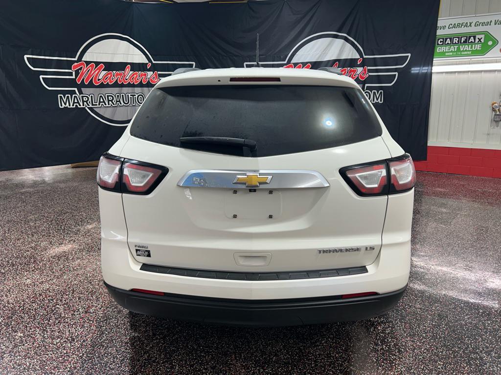 used 2015 Chevrolet Traverse car, priced at $5,990