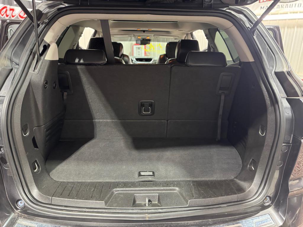 used 2014 Chevrolet Traverse car, priced at $3,990