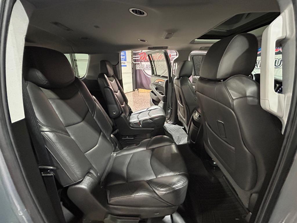 used 2019 Cadillac Escalade ESV car, priced at $26,888