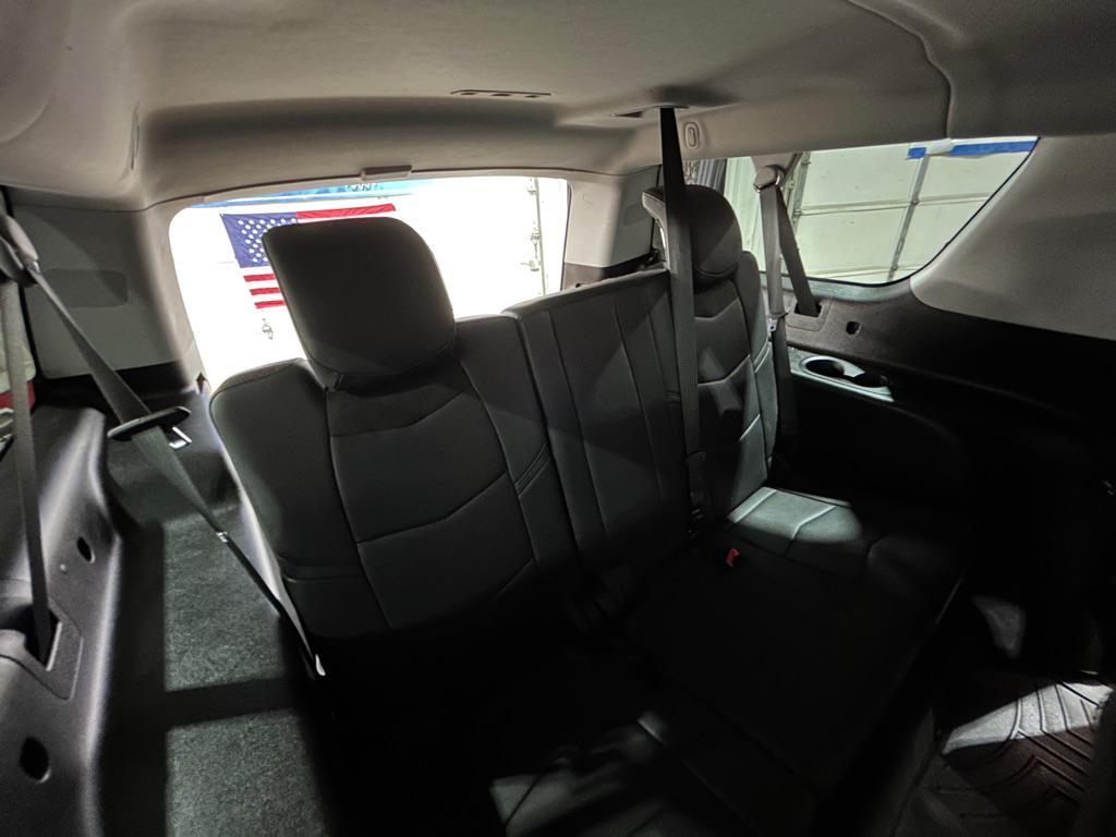 used 2019 Cadillac Escalade ESV car, priced at $26,888