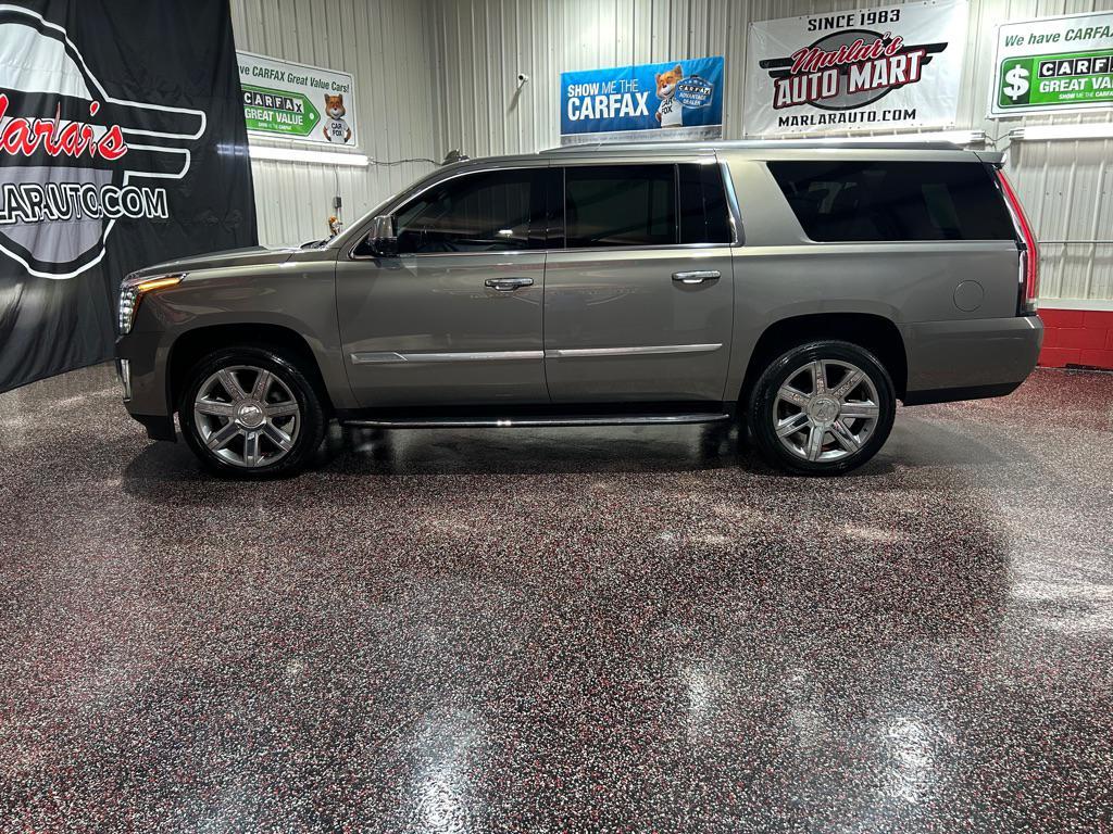 used 2019 Cadillac Escalade ESV car, priced at $26,888