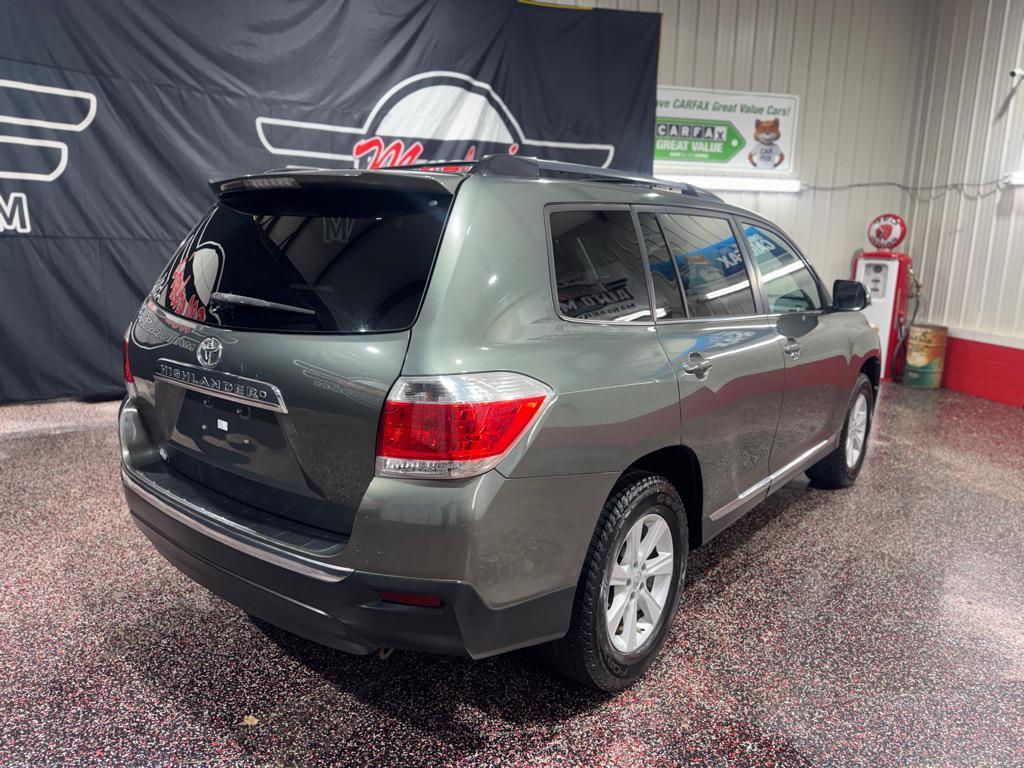 used 2013 Toyota Highlander car