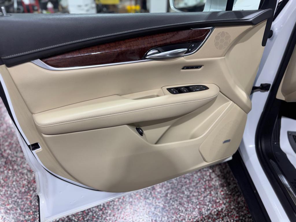 used 2018 Cadillac XT5 car, priced at $16,990