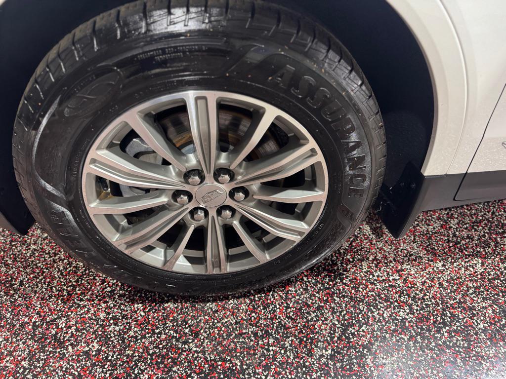 used 2017 Cadillac XT5 car, priced at $13,990