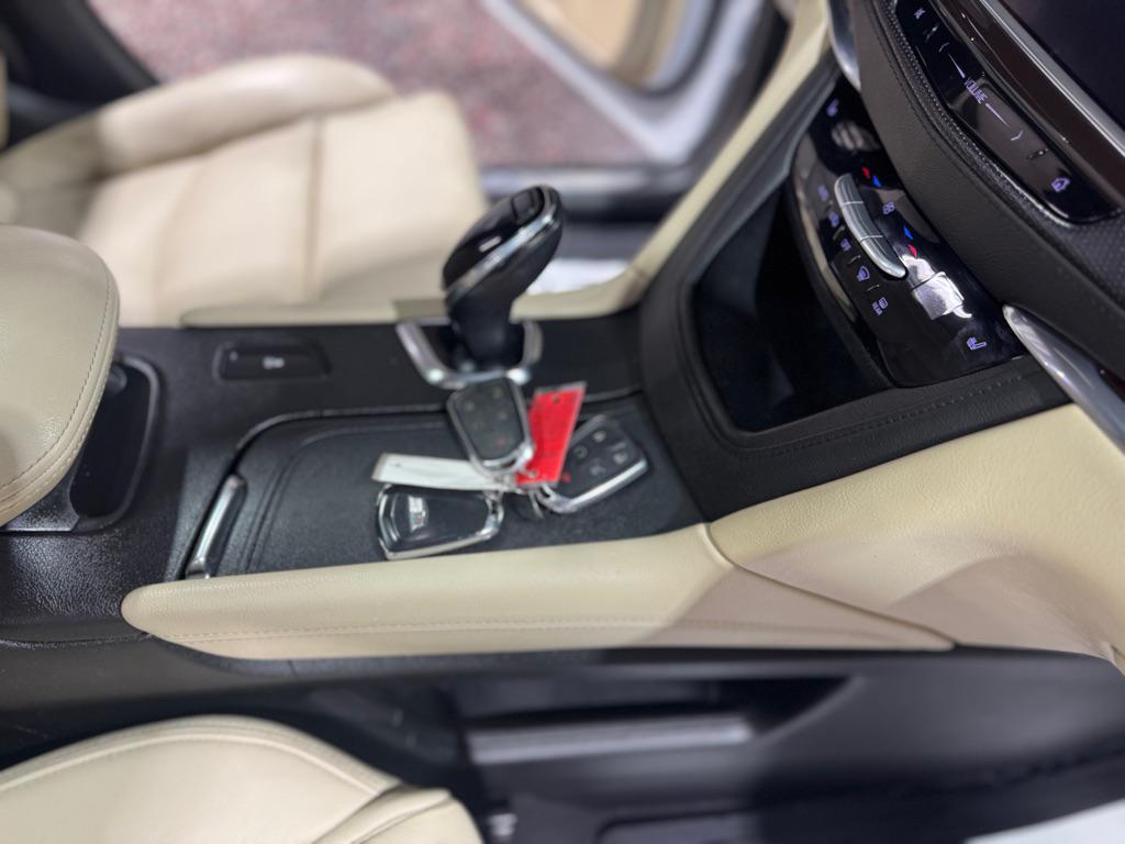 used 2017 Cadillac XT5 car, priced at $13,990